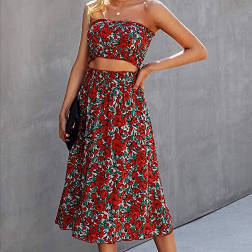 Brand new! Matching maxi set w/crop top & skirt